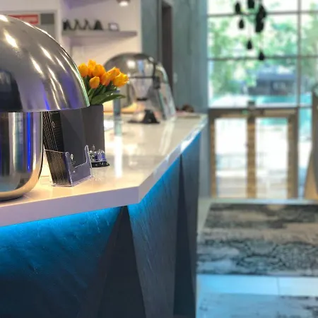 Smart Hotel 4*