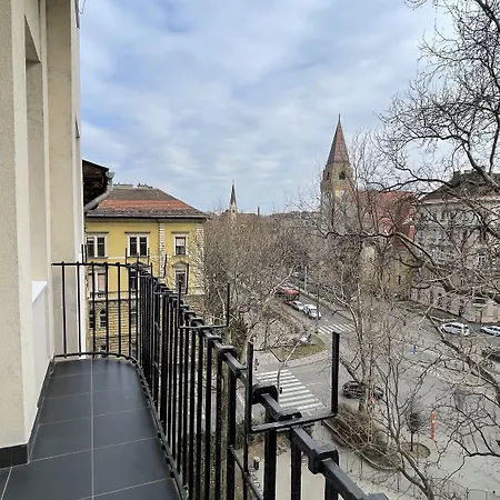 Smart Hotel 4*