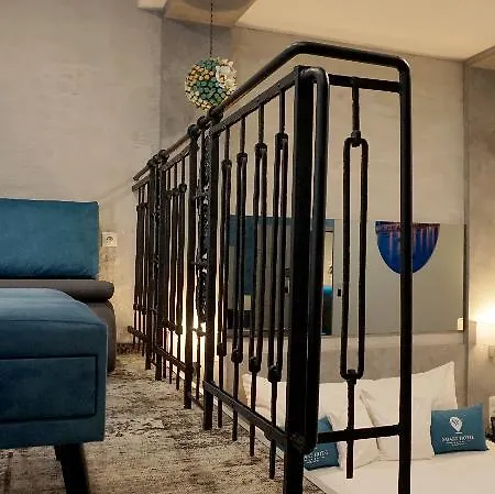 Hotel Smart
