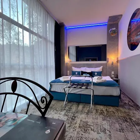 Hotell Smart 4*