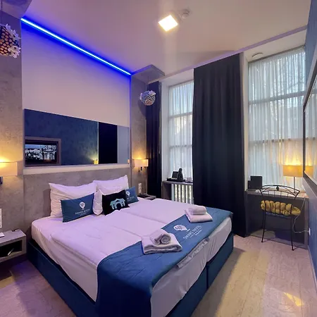 Hotell Smart 4*