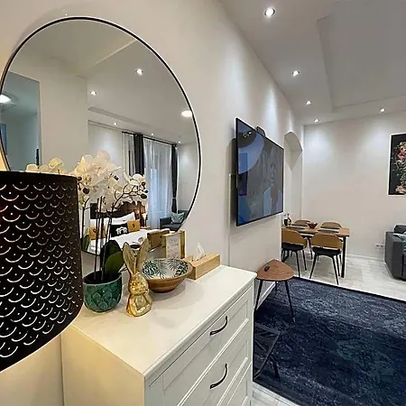 Smart 4* Budapest