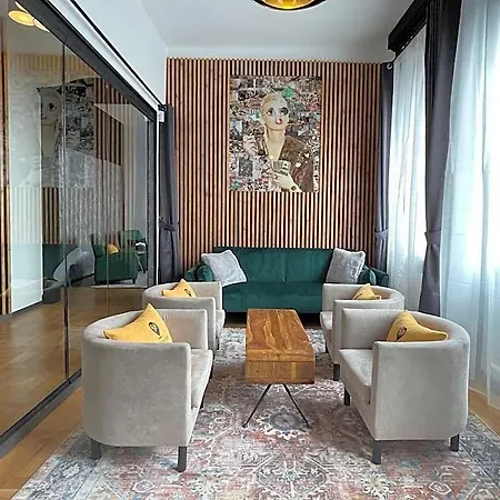 Hotel Smart 4*